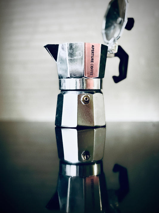 How to use a moka pot. - Aperture Coffee
